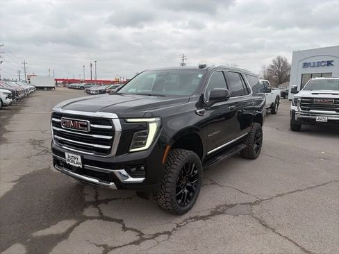 New 2026 GMC Yukon Elevation image 2