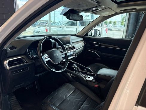 Certified 2022 Kia Telluride SX w/ SX Prestige Package AWD/4WD image 20