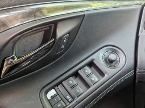 Used 2014 Buick LaCrosse Premium w/ Driver Confidence Package FWD image 33