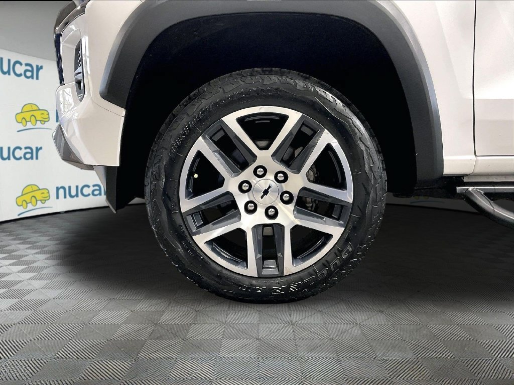 Used 2023 Chevrolet Colorado Z71 w/ Z71 Convenience Package 2 AWD/4WD image 7