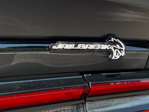 Used 2023 Dodge Challenger SRT Hellcat RWD image 11