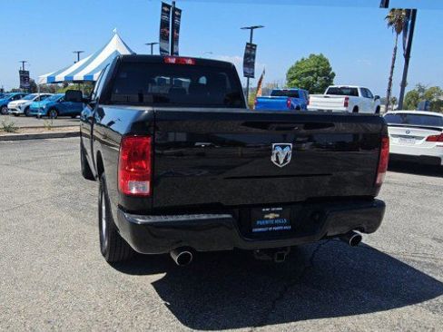 Used 2017 RAM 1500 Express RWD image 7