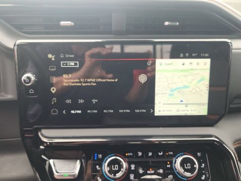 Certified 2024 GMC Sierra 1500 AT4 w/ Technology Package AWD/4WD image 13