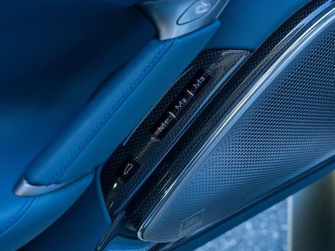 Certified 2025 Ferrari Roma Spider RWD image 26