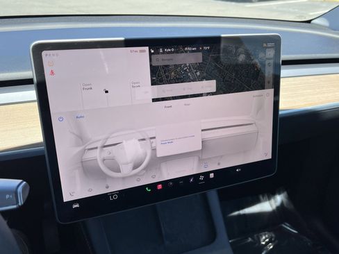 Used 2023 Tesla Model Y Long Range AWD/4WD image 22