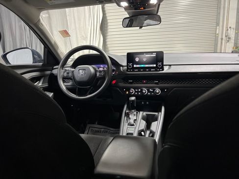 Used 2023 Honda Accord EX image 13