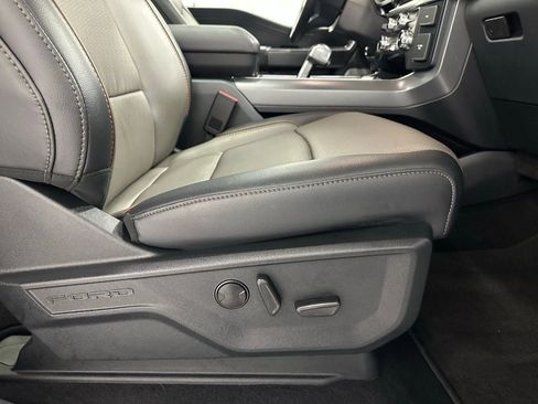 Used 2025 Ford F150 Lariat w/ Equipment Group 501A Mid image 58