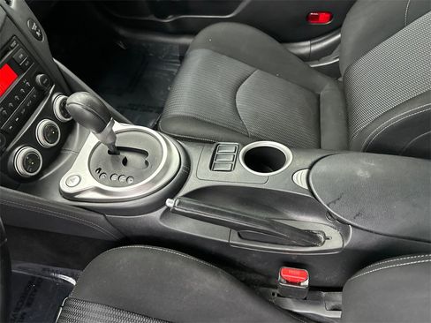 Used 2016 Nissan 370Z Coupe image 23