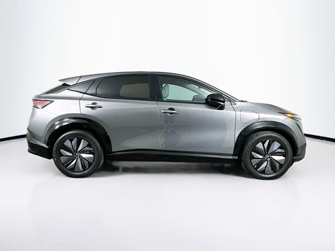 Used 2023 Nissan Ariya AWD image 10