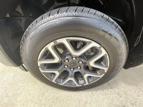 Used 2026 RAM 1500 Laramie AWD/4WD image 34