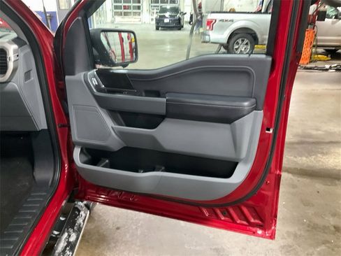 Used 2022 Ford F150 XLT w/ Equipment Group 302A High image 16