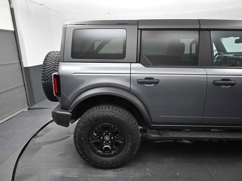 Used 2023 Ford Bronco Wildtrak AWD/4WD image 13