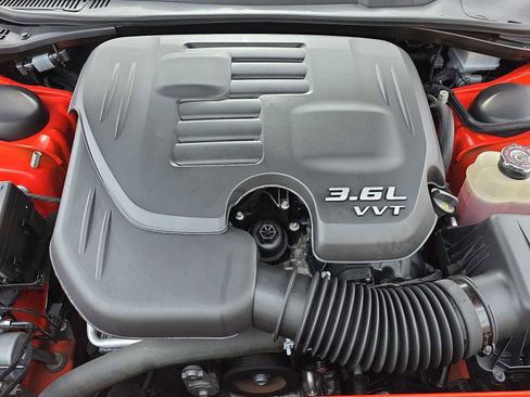 Used 2022 Dodge Challenger SXT w/ Blacktop Package image 13