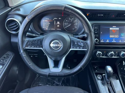 Certified 2023 Nissan Kicks SV FWD image 15