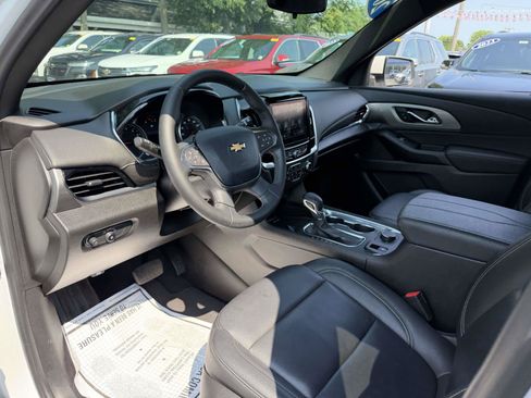 Certified 2023 Chevrolet Traverse LT AWD/4WD image 10