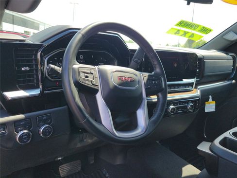 Used 2024 GMC Sierra 1500 Elevation AWD/4WD image 18