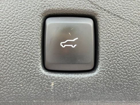 Used 2024 Ford Escape ST-Line w/ Tech Pack #1 AWD/4WD image 11