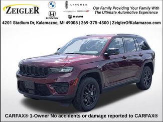 Used 2025 Jeep Grand Cherokee Altitude AWD/4WD video 1