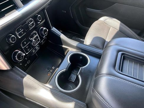 Used 2022 Chevrolet Tahoe LT image 15