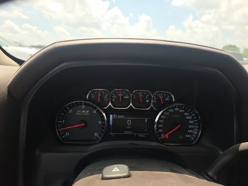 Used 2018 Chevrolet Silverado 1500 LTZ Z71 w/ LTZ Plus Package AWD/4WD image 11