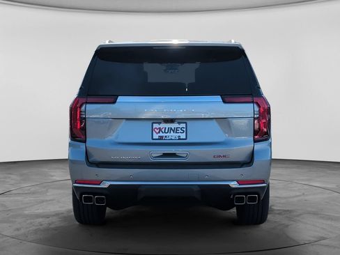 New 2026 GMC Yukon Denali w/ Denali Reserve Package AWD/4WD image 7