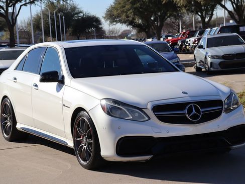 Used 2014 Mercedes-Benz E 63 AMG S-Model image 2
