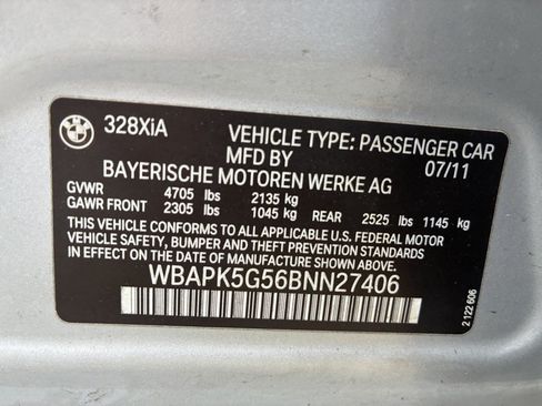 Used 2011 BMW 328i xDrive Sedan AWD/4WD image 19