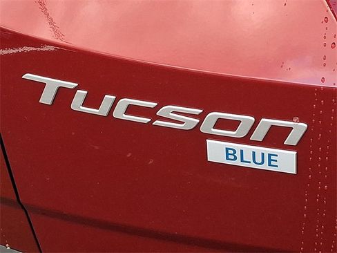 New 2026 Hyundai Tucson Blue SE image 6
