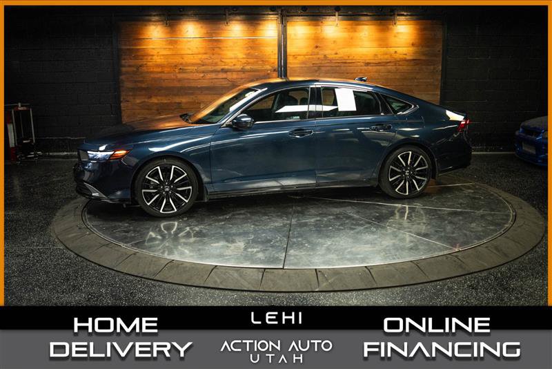 Used 2025 Honda Accord Touring image 1