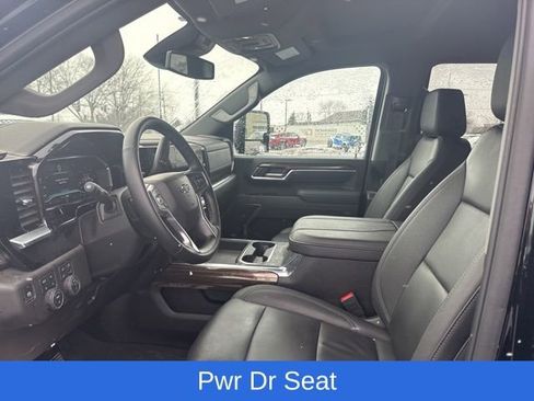 Used 2025 Chevrolet Silverado 2500 LT w/ Trail Boss Package image 11