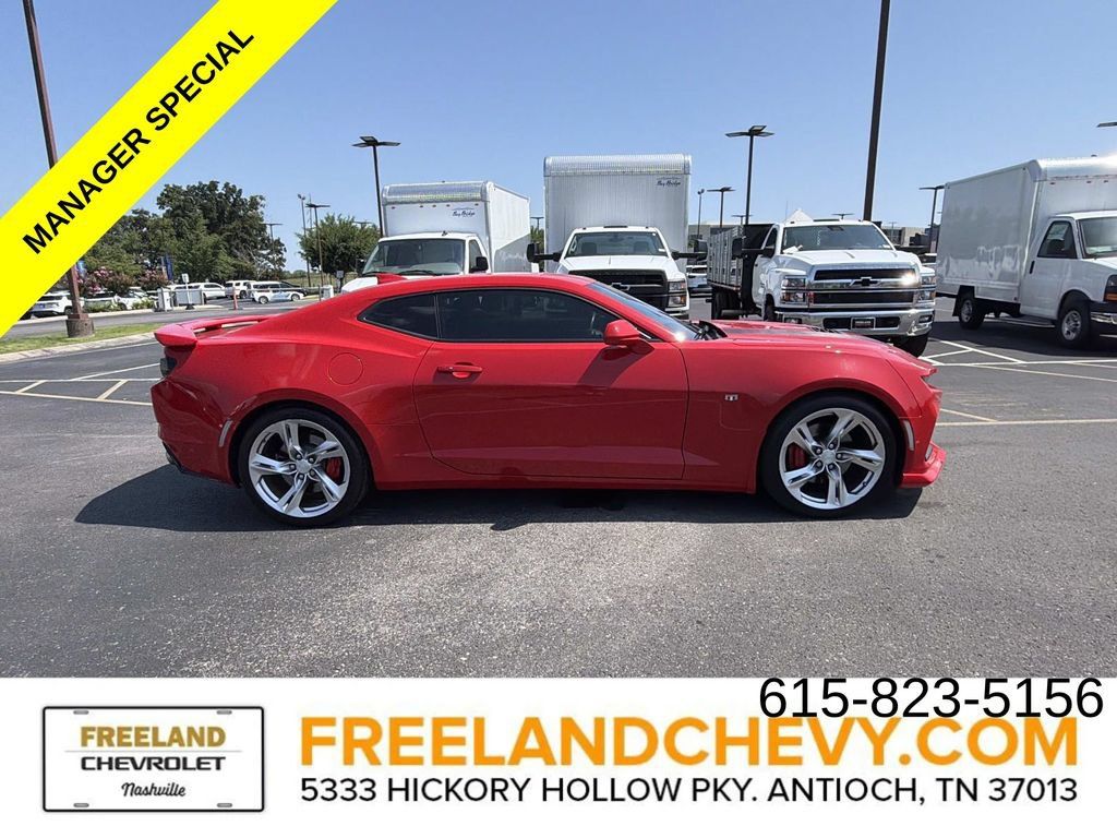 Used 2022 Chevrolet Camaro SS RWD image 2
