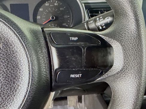 Used 2020 Kia Rio LX image 15