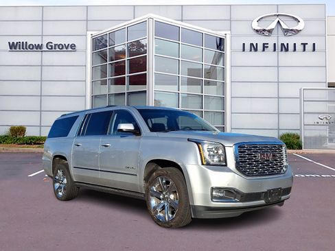 Used 2019 GMC Yukon XL Denali w/ Denali Ultimate Package image 1