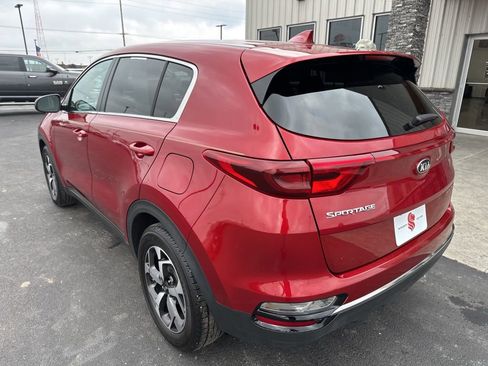 Used 2020 Kia Sportage LX image 9