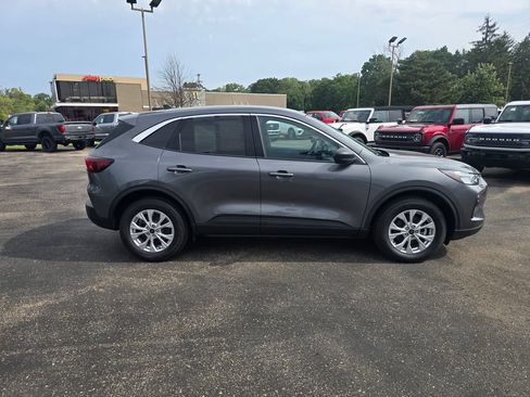 Certified 2023 Ford Escape Active AWD/4WD image 7
