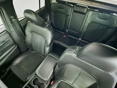 Used 2024 Jeep Grand Cherokee Altitude image 21