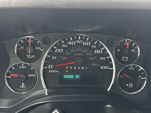 Used 2010 GMC Savana 2500 RWD image 18