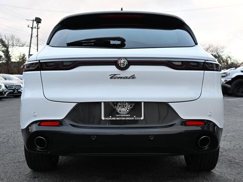 Used 2024 Alfa Romeo Tonale Veloce w/ Active Assist Package AWD/4WD image 8
