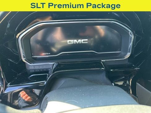 Used 2022 GMC Sierra 1500 SLT w/ SLT Premium Package image 7