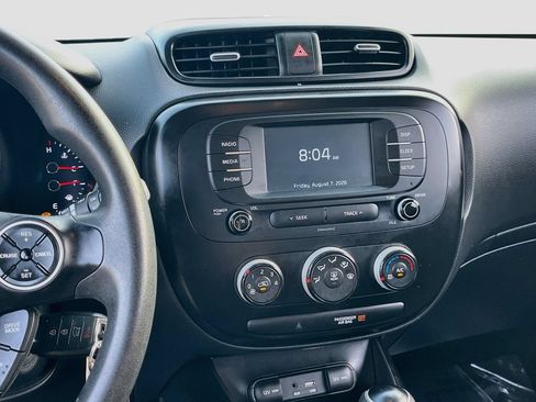 Used 2019 Kia Soul FWD image 14