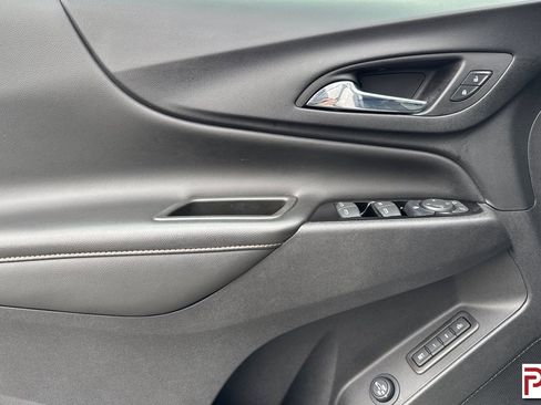 Certified 2022 Chevrolet Equinox Premier image 12