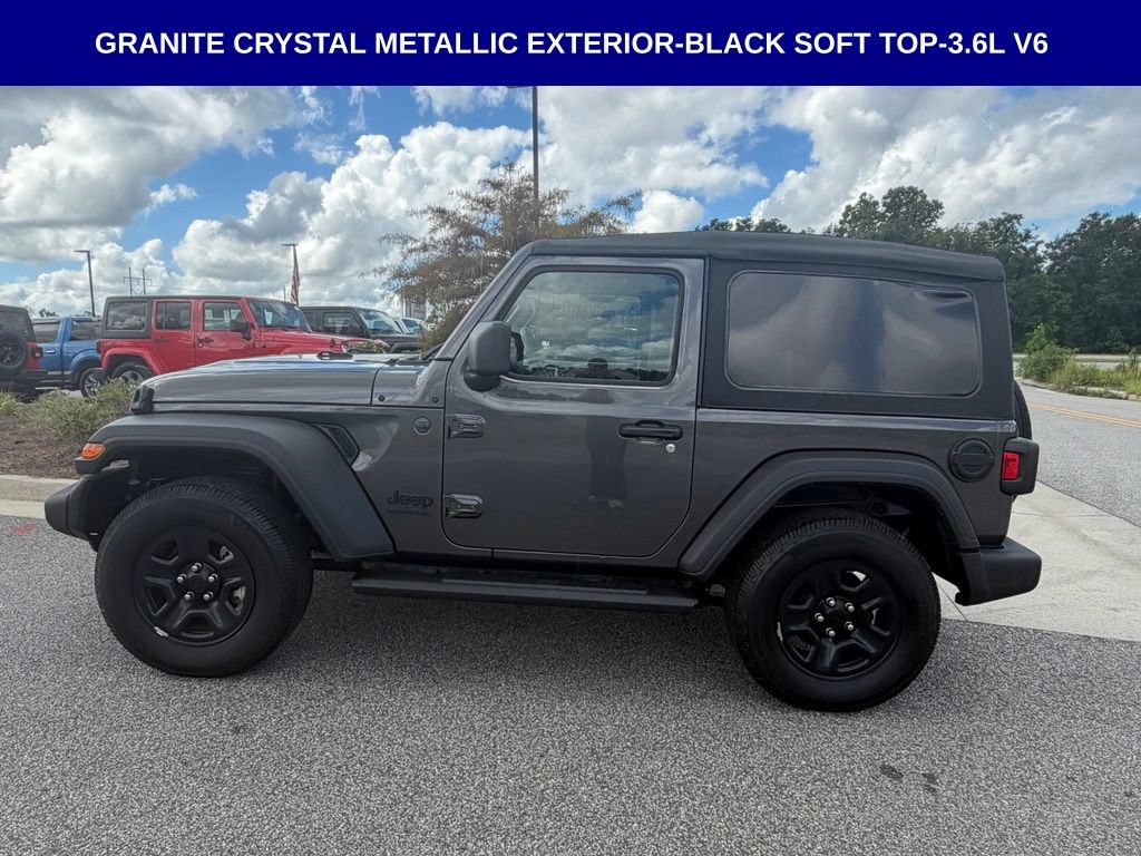 Used 2022 Jeep Wrangler Sport AWD/4WD image 5