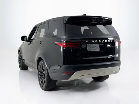 Used 2025 Land Rover Discovery S AWD/4WD image 3