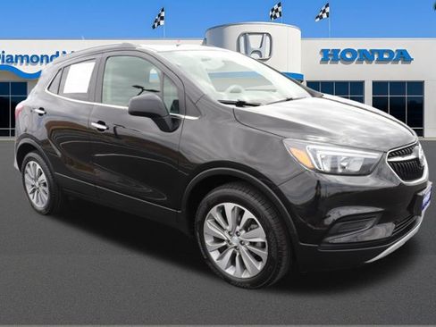 Used 2020 Buick Encore Preferred FWD image 1