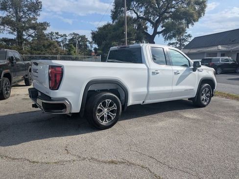 New 2026 GMC Sierra 1500 SLE image 5