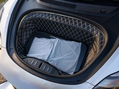 Used 2018 Tesla Model 3 Long Range image 64