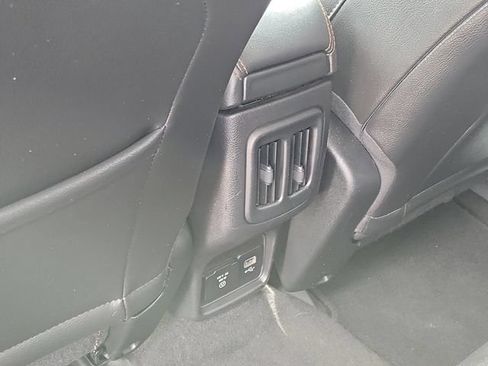 Used 2018 Jeep Compass Limited AWD/4WD image 25