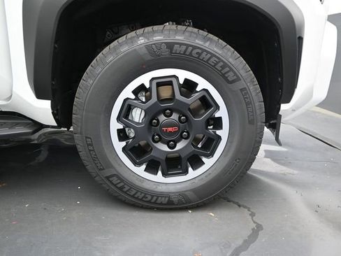 New 2026 Toyota 4Runner TRD Off-Road Premium AWD/4WD image 16
