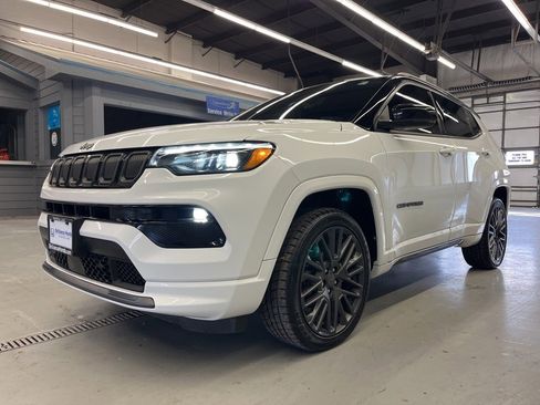 Used 2022 Jeep Compass High Altitude image 3