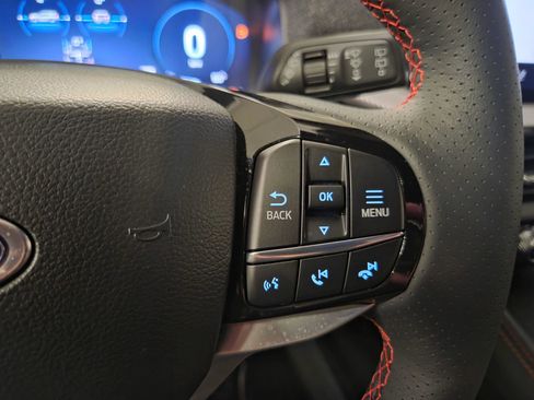 Used 2026 Ford Explorer ST-Line w/ ST-Line Street Pack AWD/4WD image 19